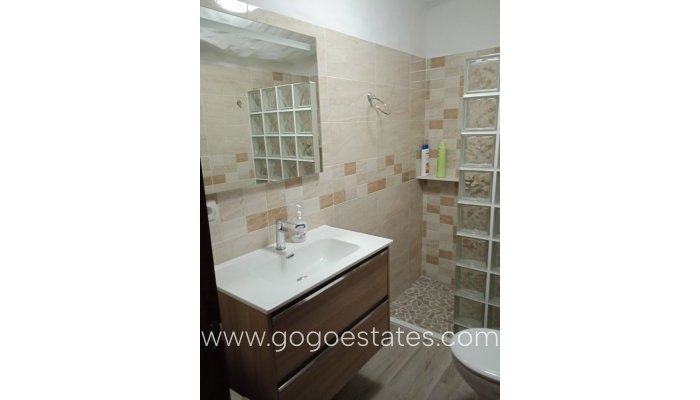 Resale - Villa - Cuevas del Campo - Granada