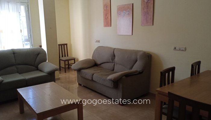 Resale - Apartamento - Cuevas del Campo - Granada