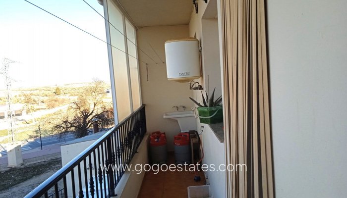 Resale - Apartamento - Cuevas del Campo - Granada