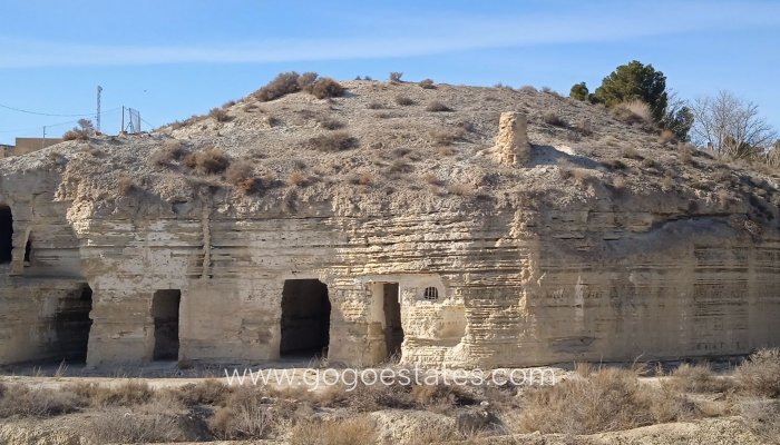 Resale - Casa Cueva - Benamaurel