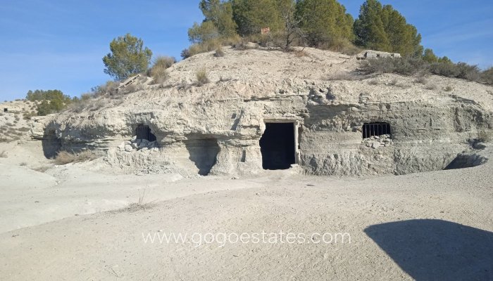 Resale - Casa Cueva - Benamaurel