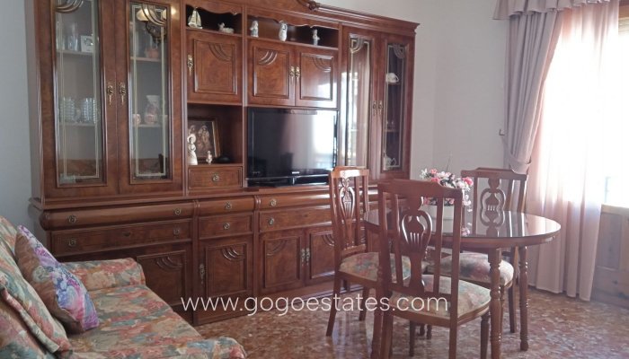 Wiederverkauf - Doppelhaushälfte - Baza