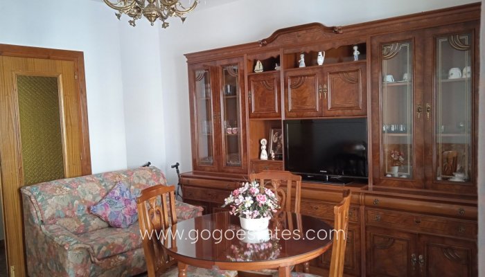 Wiederverkauf - Doppelhaushälfte - Baza