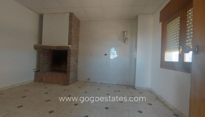 Resale - Semi-detached duplex - Cuevas del Campo - Granada
