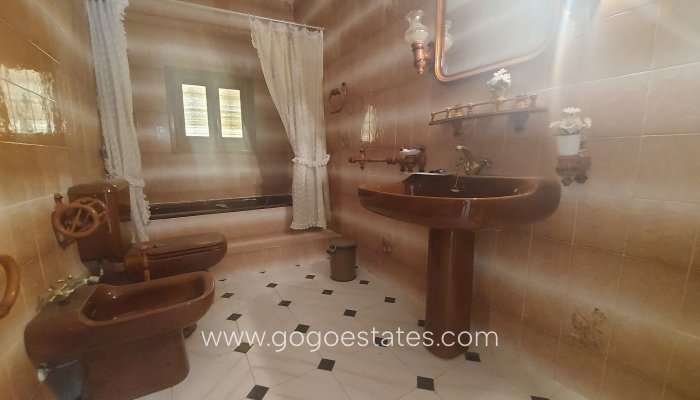 Resale - Semi-detached duplex - Cuevas del Campo - Granada
