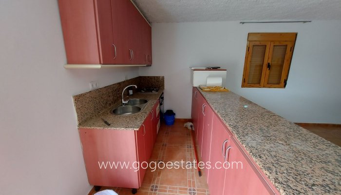 Resale - Country House - Baza - Ctra de caniles