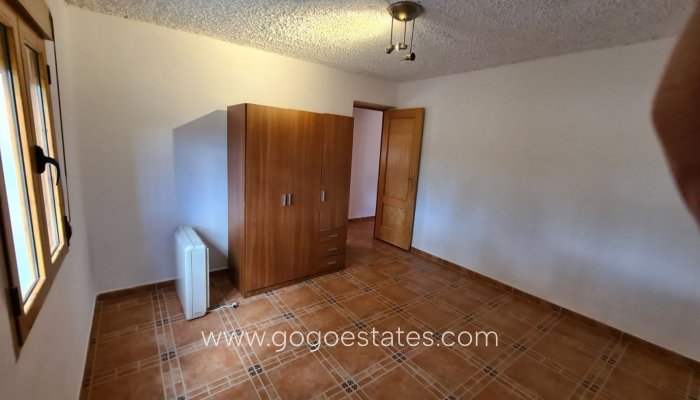 Resale - Country House - Baza - Ctra de caniles