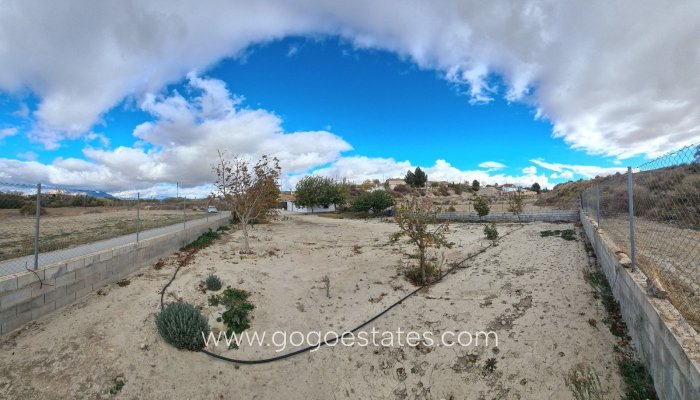 Resale - Country House - Baza - Ctra de caniles