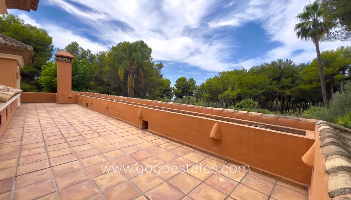 Resale - Villa - Málaga - Marbella