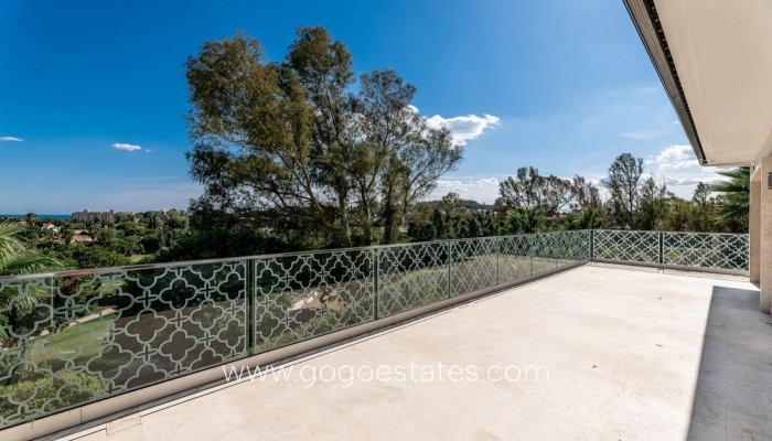 Resale - Villa - Málaga - Nueva Andalucía