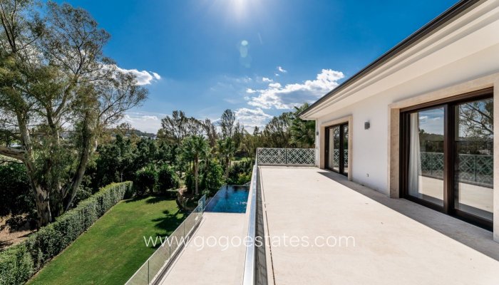 Resale - Villa - Málaga - Nueva Andalucía