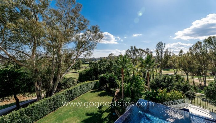 Resale - Villa - Málaga - Nueva Andalucía