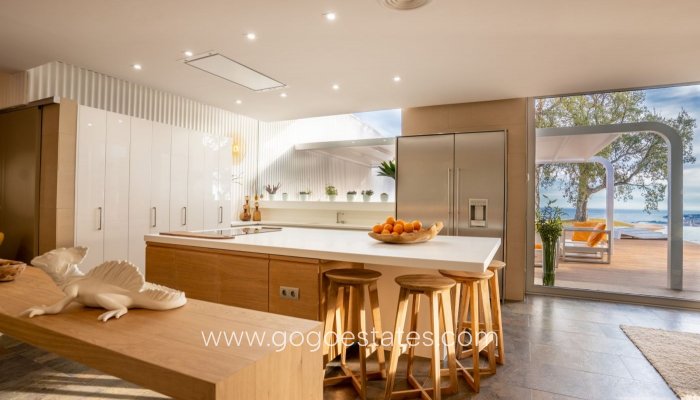 Resale - Villa - Fuengirola - El Higuerón