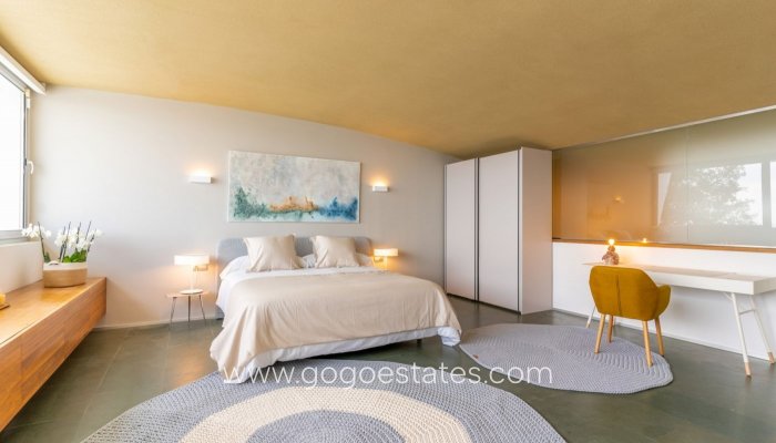 Resale - Villa - Fuengirola - El Higuerón