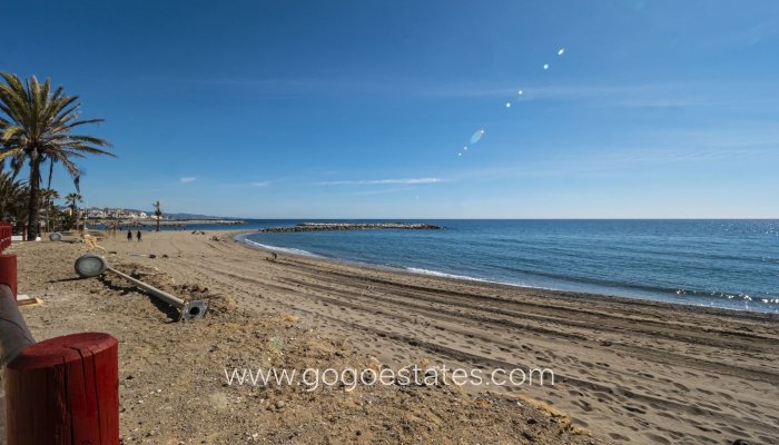 Resale - Apartamento - Málaga - Marbella