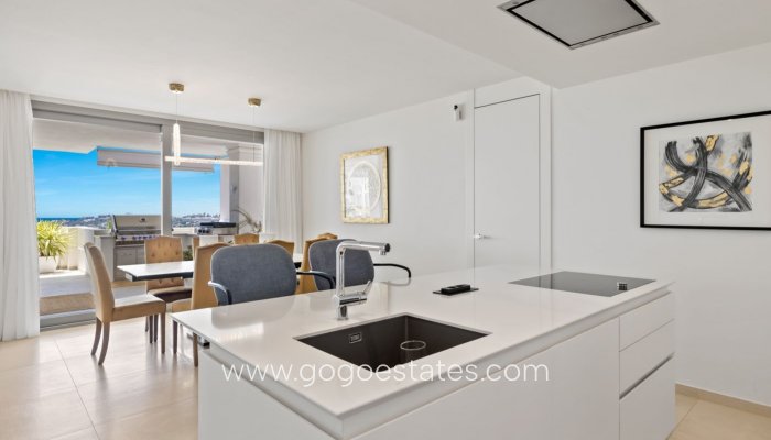 Resale - Apartamento - Málaga - Marbella