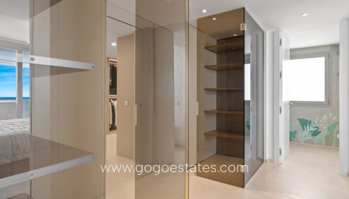 Resale - Apartamento - Málaga - Marbella