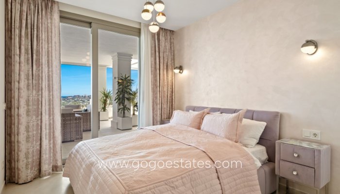 Resale - Apartamento - Málaga - Marbella