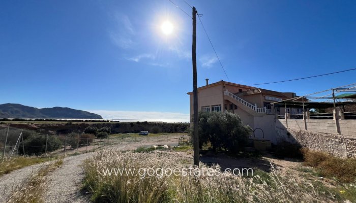 Resale - Villa - Torre - Pacheco - Isla Plana-Los Puertos