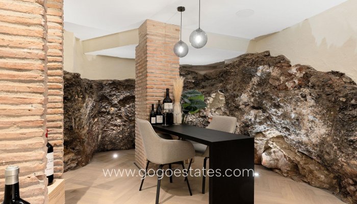 Resale - Semi-detached duplex - Málaga - Milla De Oro