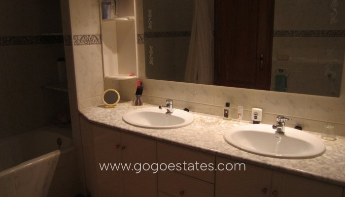 Resale - Villa - Yecla