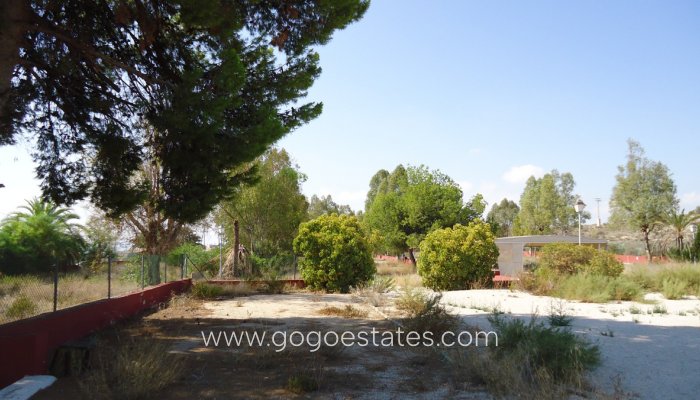 Resale - Apartment / Flat - Fortuna - El Reloj