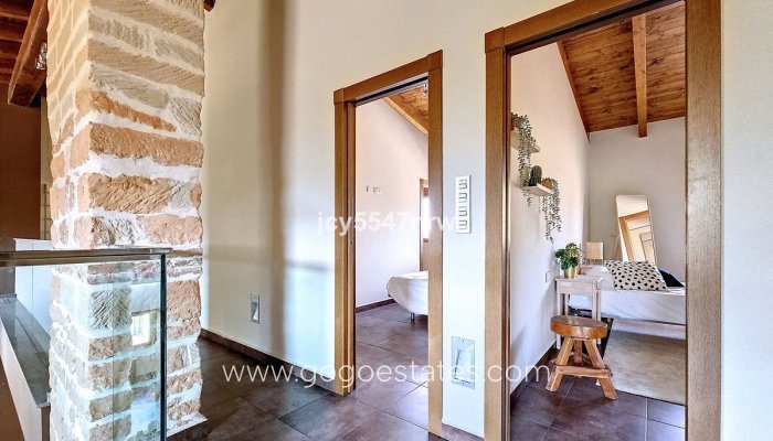 Resale - Finca rústica - Yecla