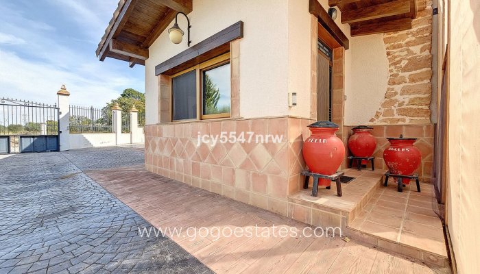 Resale - Finca rústica - Yecla