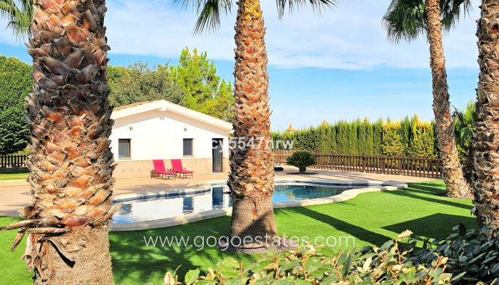 Resale - Finca rústica - Yecla