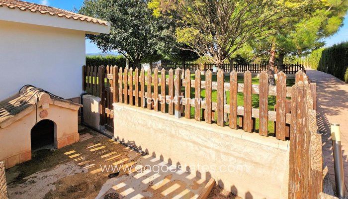 Resale - Finca rústica - Yecla