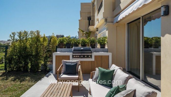 Resale - Semi-detached duplex - Benahavís - La quinta