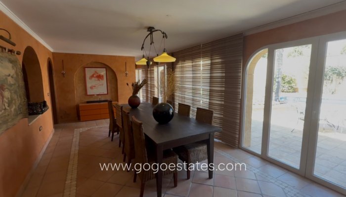 Resale - Villa - Torre - Pacheco - Casco Antiguo