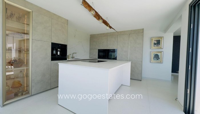 Resale - Villa - Málaga - Huerta del Prado-La Montua