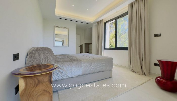 Resale - Villa - Málaga - Huerta del Prado-La Montua