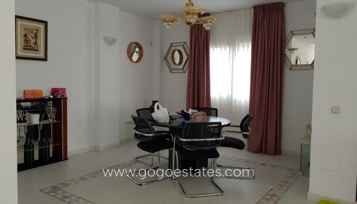 Resale - Villa - Málaga - La Reserva de Marbella