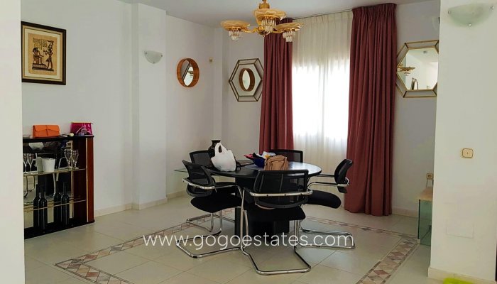 Resale - Villa - Málaga - La Reserva de Marbella