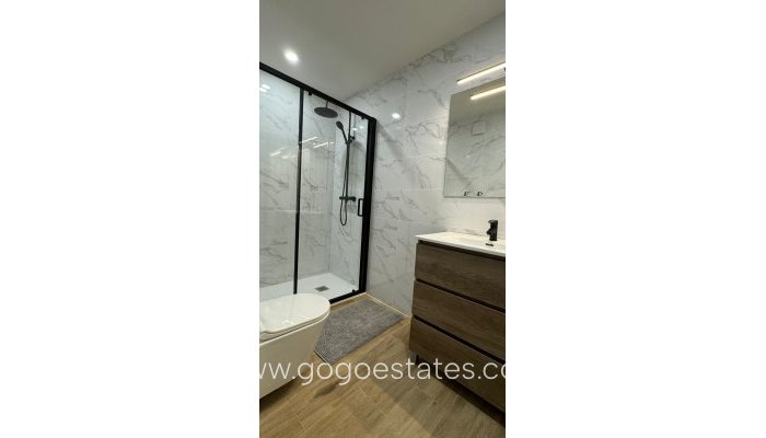 Resale - Apartment - Torrevieja