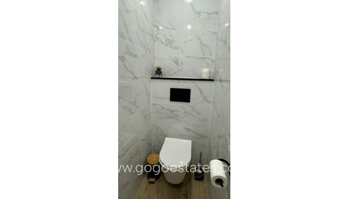 Resale - Apartment - Torrevieja