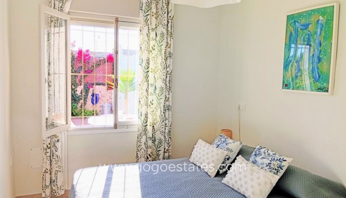 Resale - Semi-detached duplex - Los Alcazares - La Minería