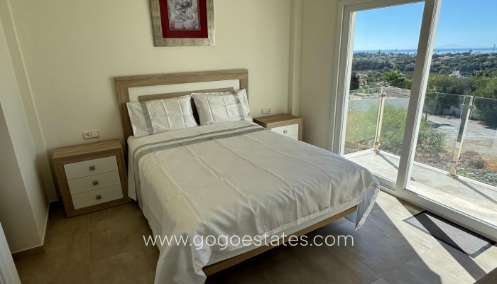 Wiederverkauf - Villa - Estepona - Las Lomas