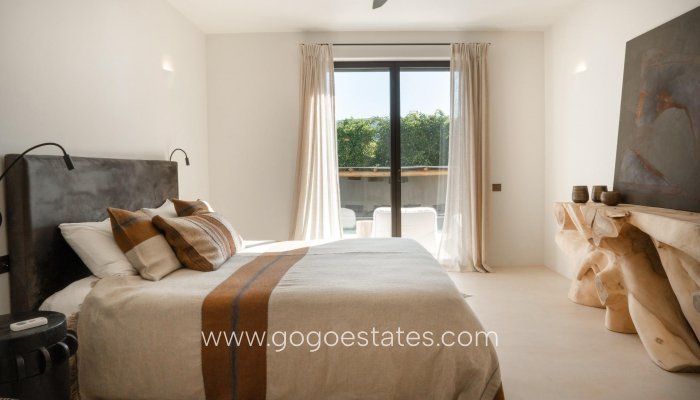 Resale - Villa - Estepona - Parque Selwo Aventura