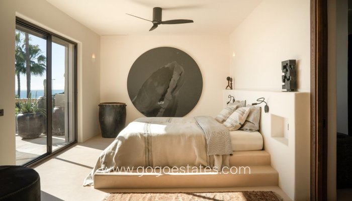 Resale - Villa - Estepona - Parque Selwo Aventura