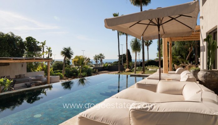 Resale - Villa - Estepona - Parque Selwo Aventura