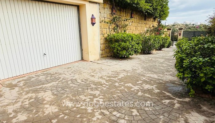 Resale - Villa - Casares - Casares Golf - Casares del Sol