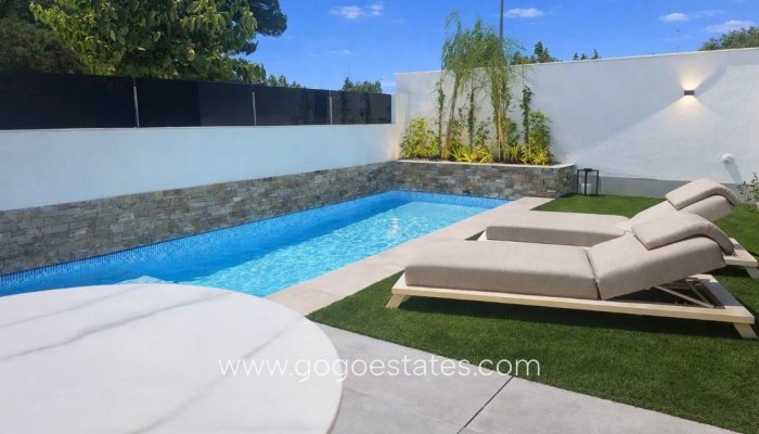 Resale - Semi-detached duplex - Los Alcazares - La Minería