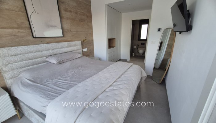 Resale - Semi-detached duplex - Los Alcazares - La Minería