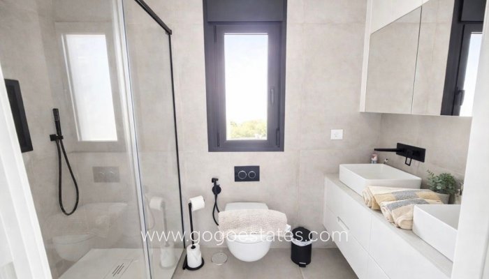 Resale - Semi-detached duplex - Los Alcazares - La Minería