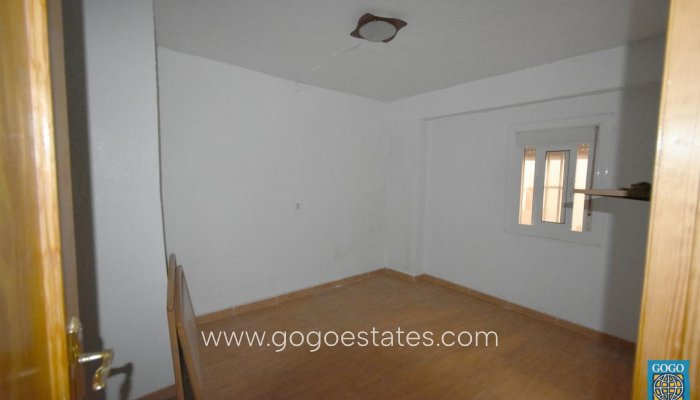 Resale - Apartment / Flat - Aguilas