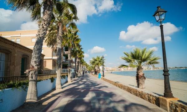 Mar Menor beach walk I Carmoli