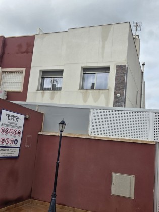 Modern 3-Bedroom Semi-Detached Home in Santiago de la Ribera